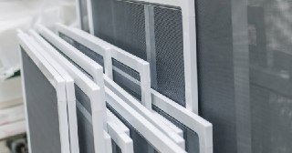 Москитные сетки на пластиковые окна Камышин купить по цене от 936 руб.